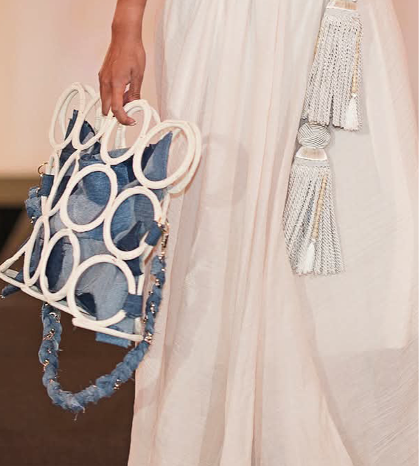 Aari Tote